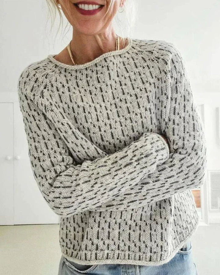 VIOLETTE - Chic Sweater