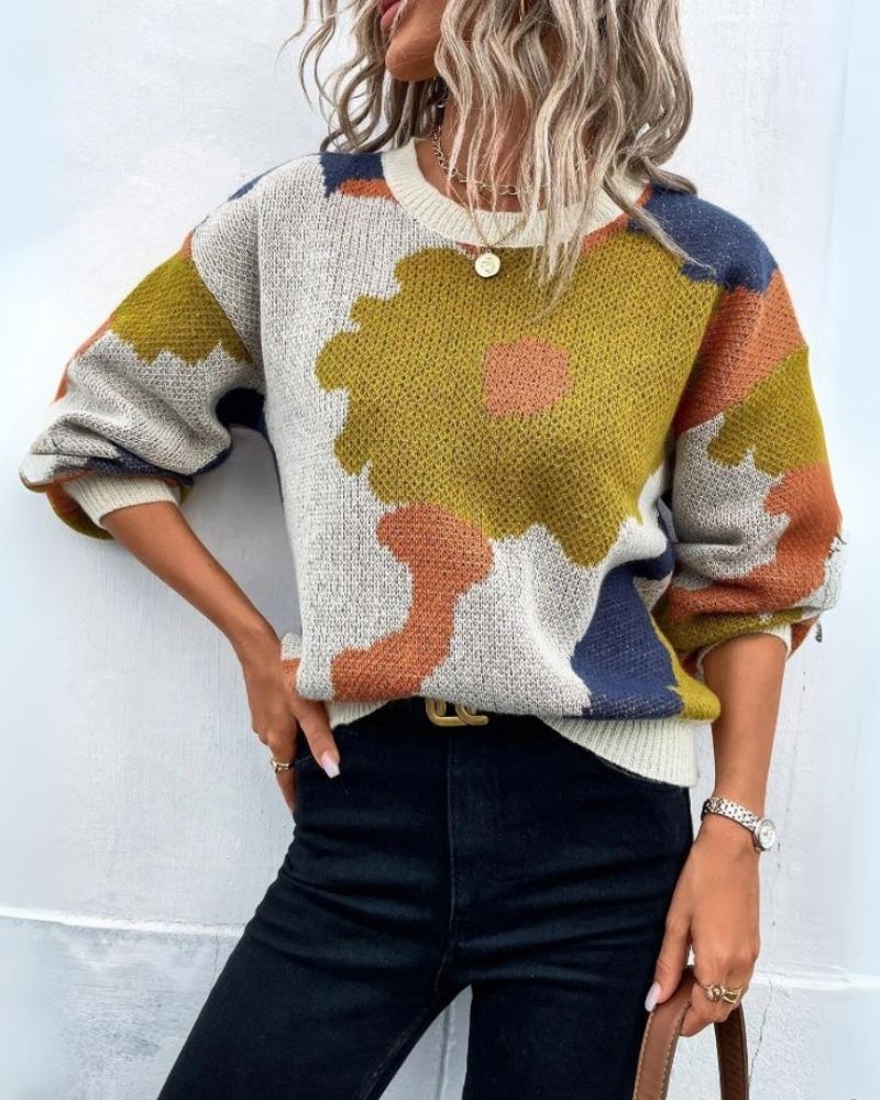 MYANA - Knitted jumper with abstract floral pattern