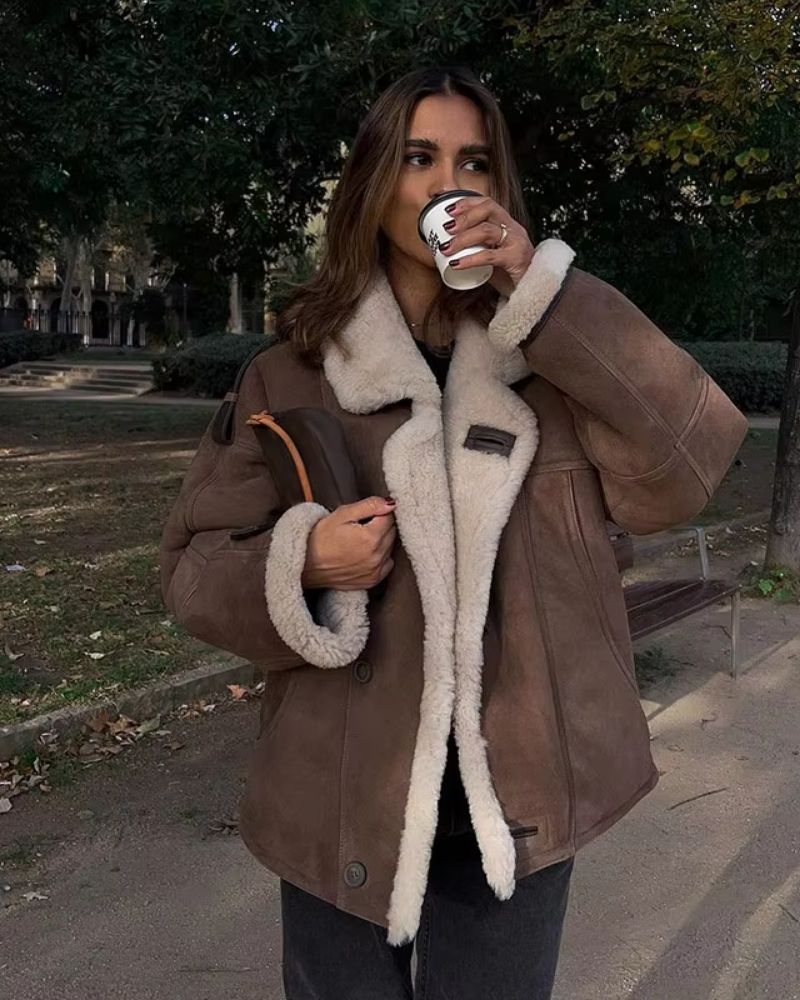 ELBA - WARM AND FLUFFY VINTAGE COAT