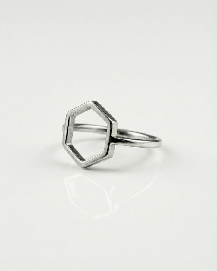 HEXAGON RING