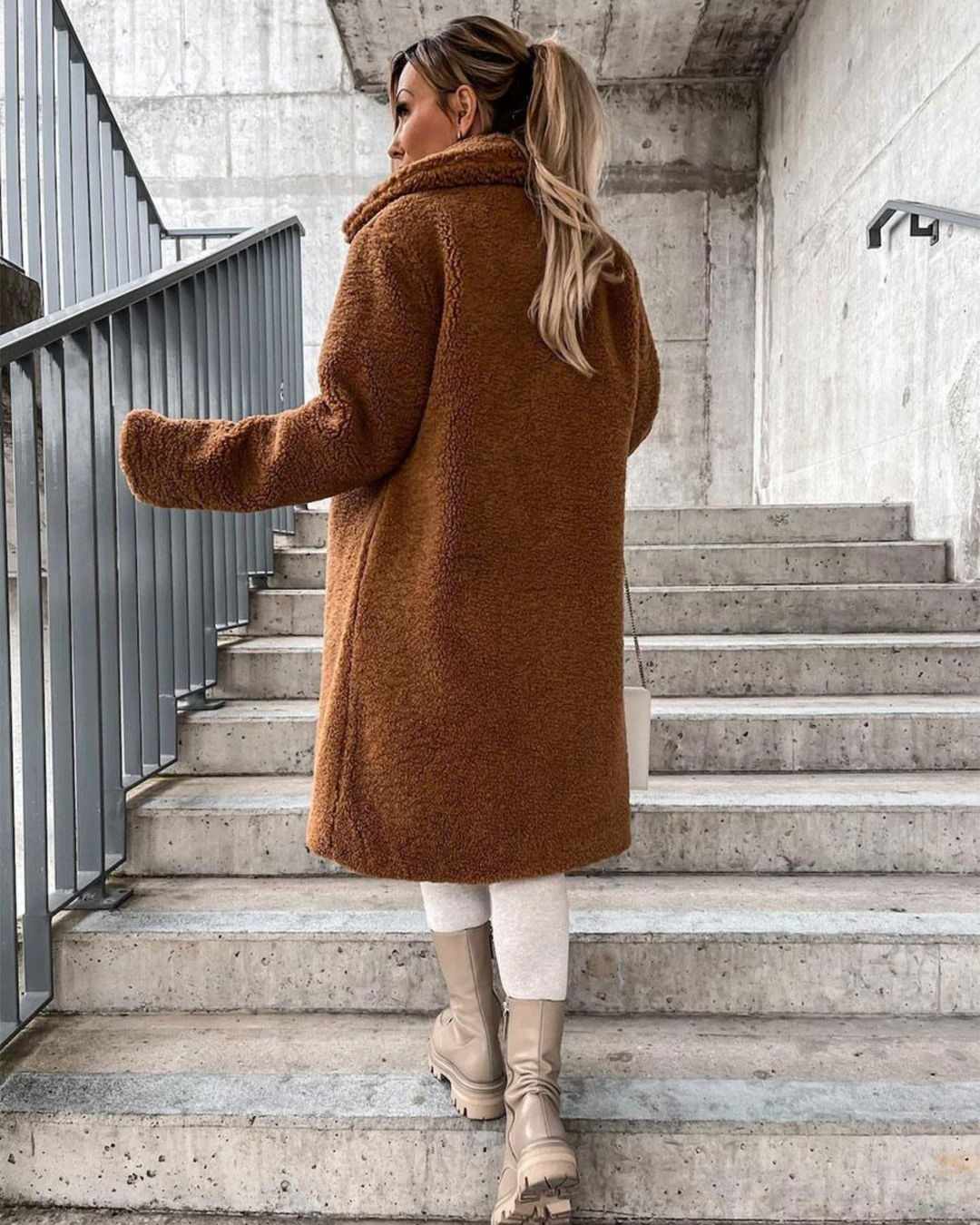 AROA - SUPREME SOFT TEDDY COAT